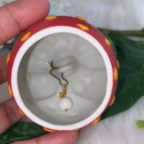 Avon Vintage Porcelain Bell Hearts Delight a Strawberry w/ an Elf Pixie 1993 - Picture 14 of 17